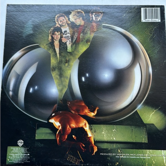 Van Halen - 5150  - vintage vinyl record. Condition is G - Picture 2 of 4